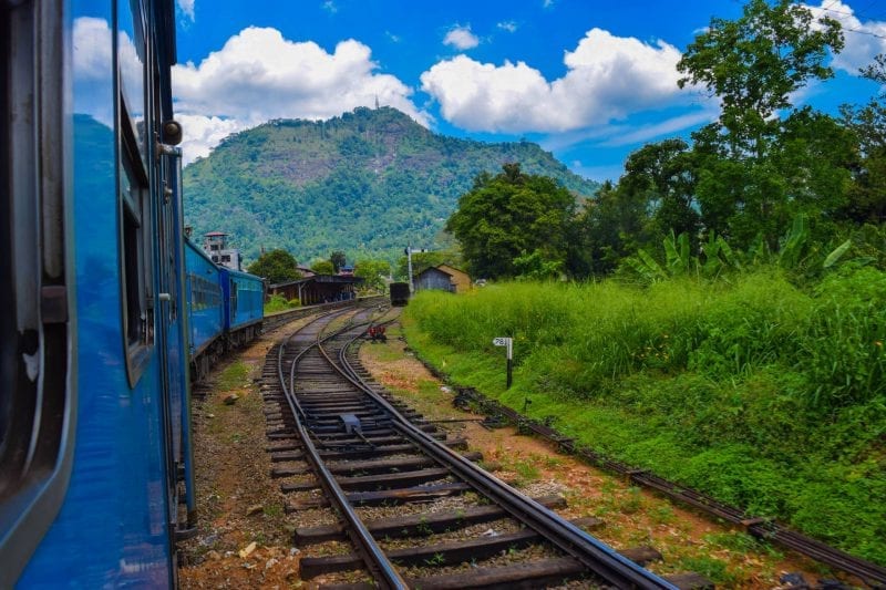 2016 Travel Highlights: Sri Lanka train